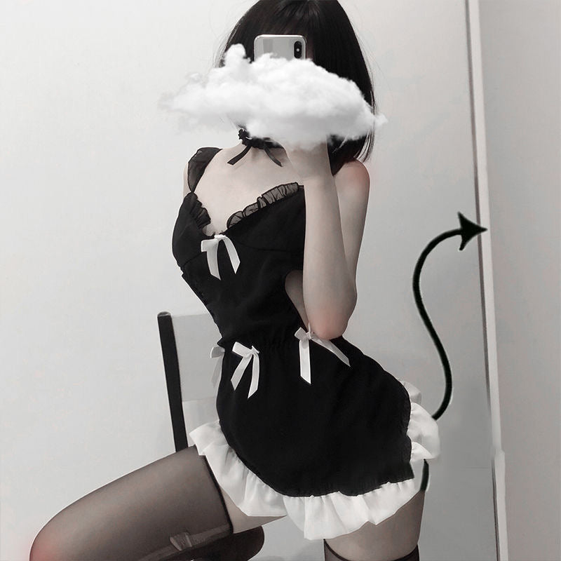 Woman's Maid outfit